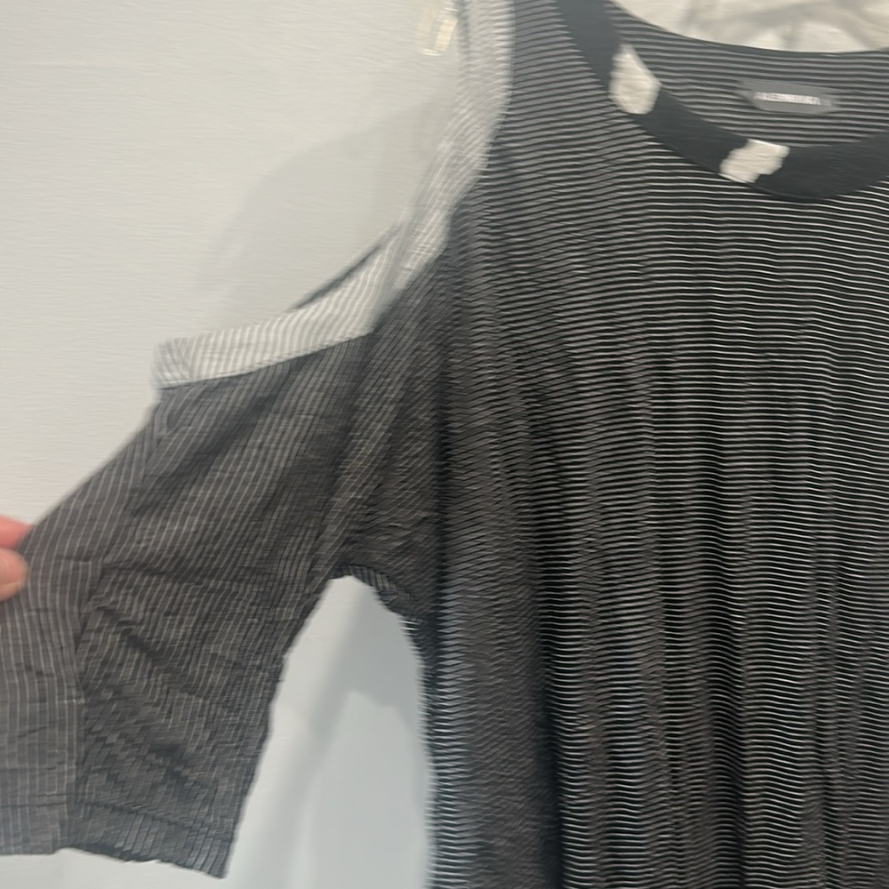 ALEMBIKA Yellow Black white stripe cut out Shoulder Ultra Soft Flowy Artsy small - Picture 2 of 9